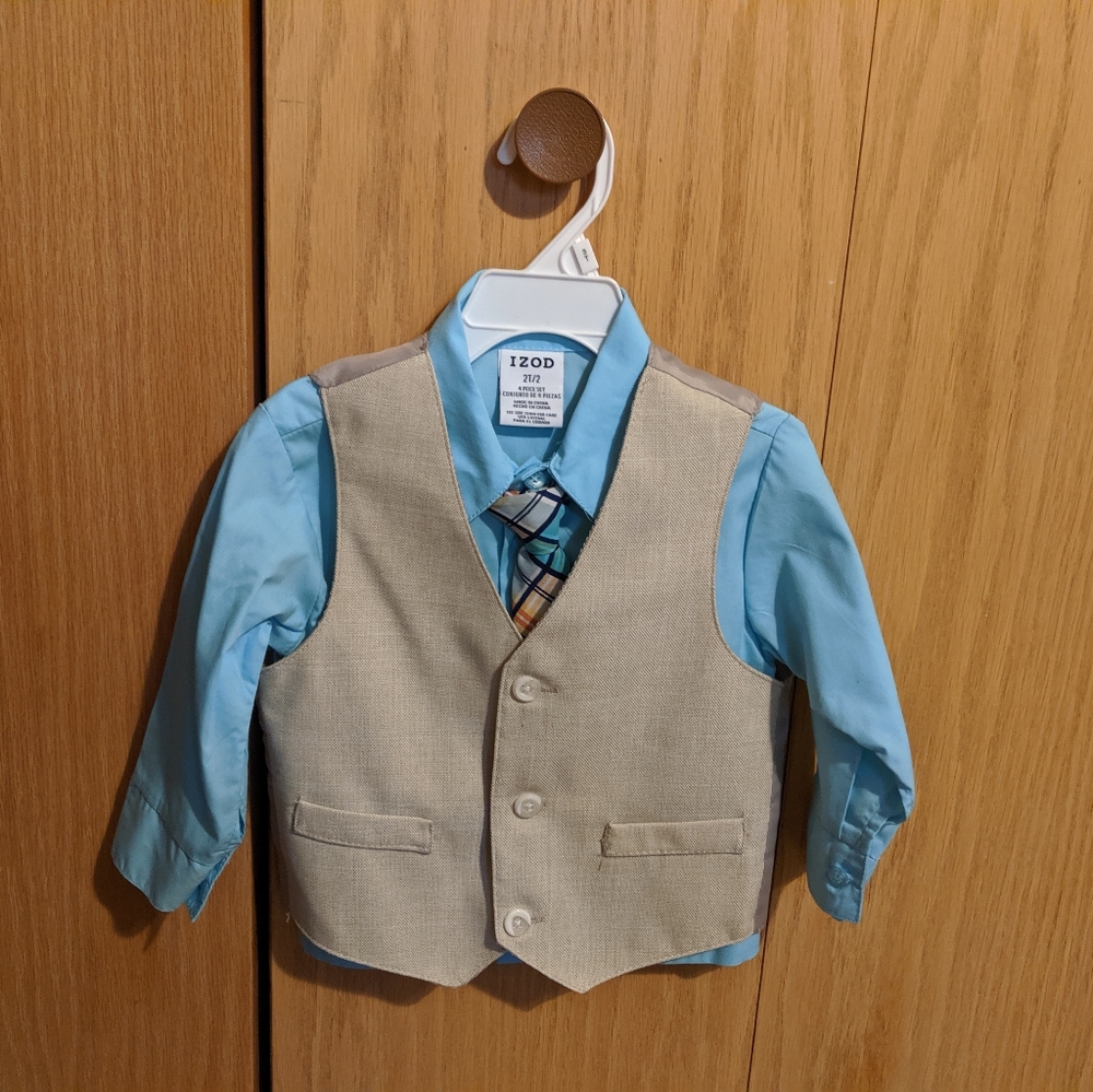 Boys 2T/2 dress up outfit
